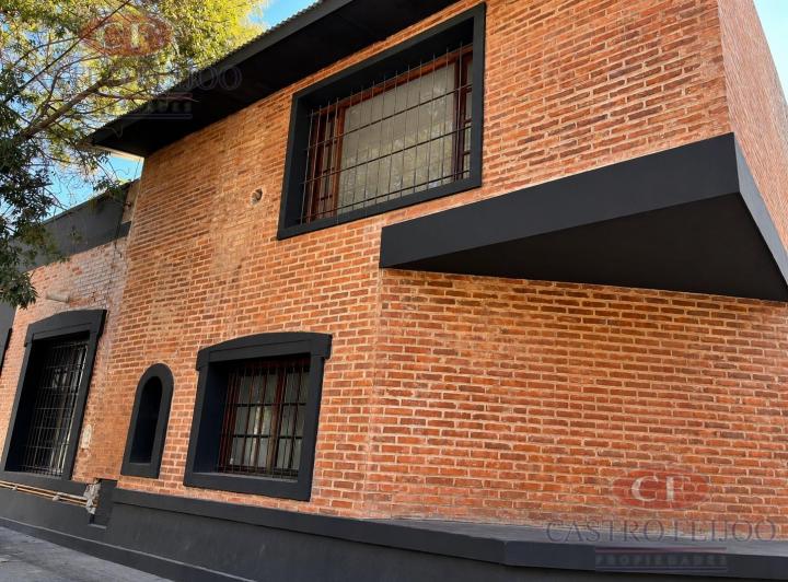PH · 180m² · 5 Ambientes · 1 Cochera
