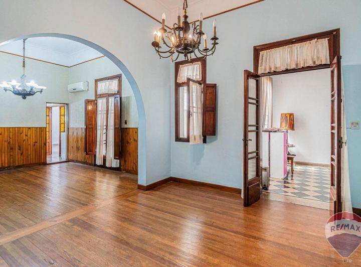 PH · 189m² · 4 Ambientes · 1 Cochera