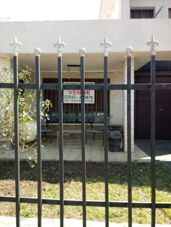 Casa · 247m² · 3 Dormitorios