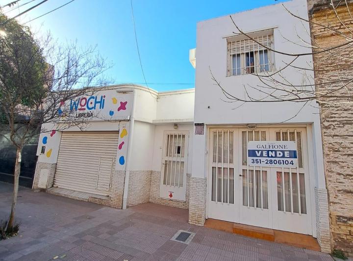 Casa · 200m² · 7 Ambientes · 1 Cochera