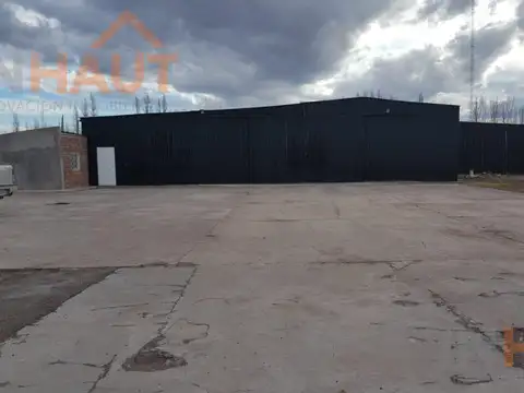 Galpón en Venta en General Fernandez Oro, General Roca