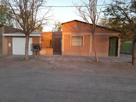 Casa en Alquiler en Rincon de los Sauces, Pehuenches