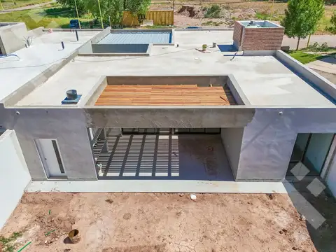 Casa en Alquiler en Centenario, Confluencia