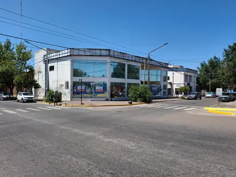 Local en Alquiler en Mariano Moreno, Neuquen