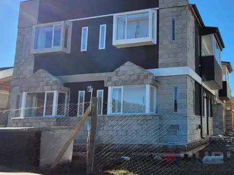 PH en Venta en San Juan Junin de los Andes, Huiliches