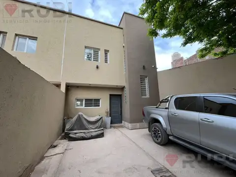 PH en Venta en Centenario, Confluencia