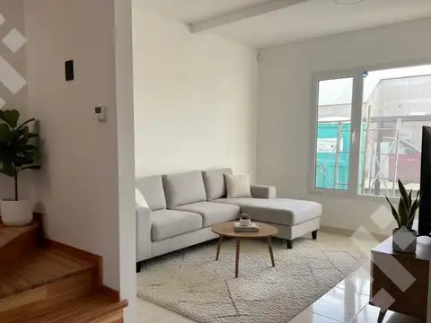 PH en Venta en Plottier, Confluencia