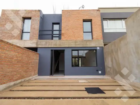 PH en Venta en Centenario, Confluencia