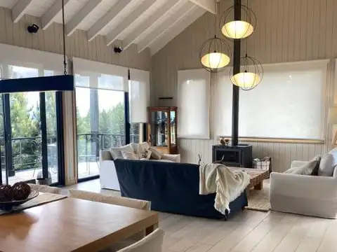 Casa en Venta en San Martin de los Andes, Lácar