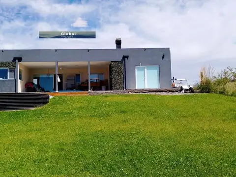 Casa en Venta en Mari Menuco, Confluencia