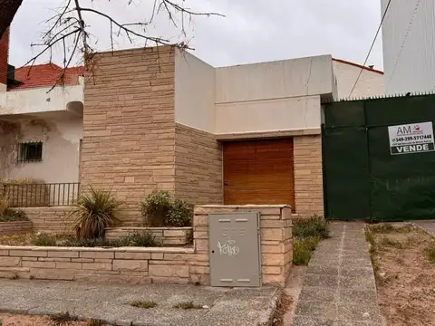Casa en Venta en Área Centro Oeste, Neuquen