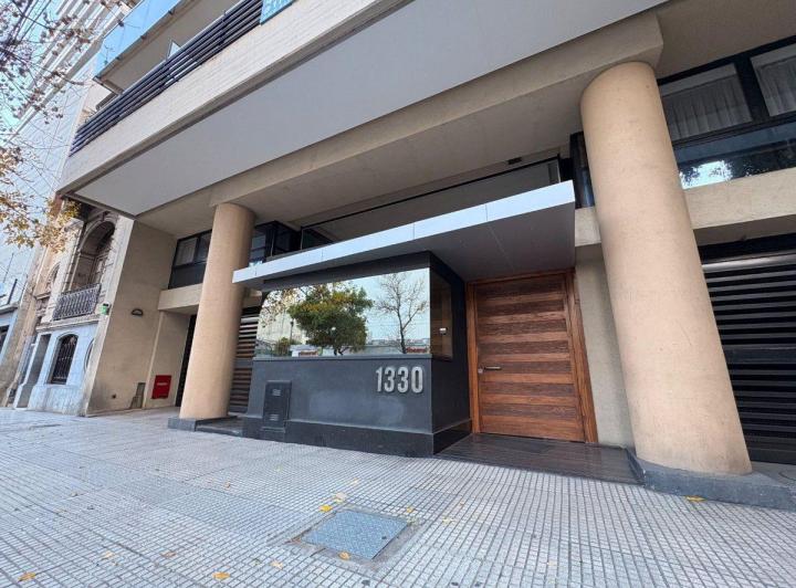 Departamento · 54m² · 2 Ambientes · 1 Cochera