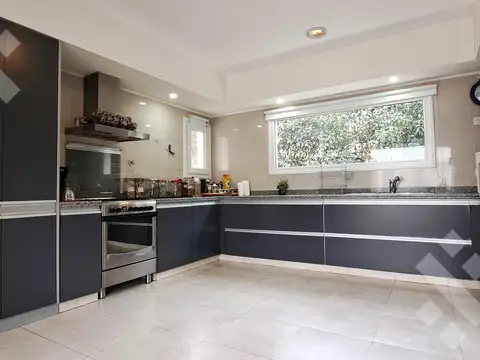 Casa en Venta en Neuquen, Confluencia