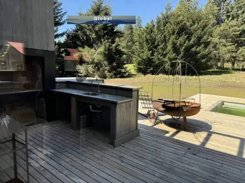 Casa en Venta en San Martin de los Andes, Lácar