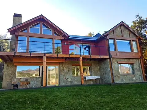 Casa en Venta en San Martin de los Andes, Lácar