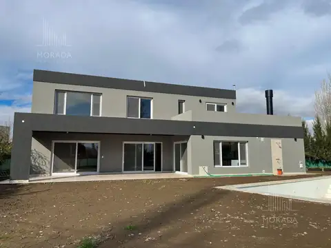 Casa en Venta en Neuquen, Confluencia