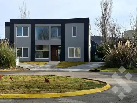 Casa en Venta en Neuquen, Confluencia