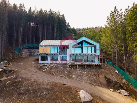 Casa en Venta en San Martin de los Andes, Lácar