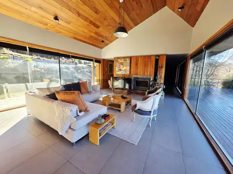 Casa en Venta en San Martin de los Andes, Lácar