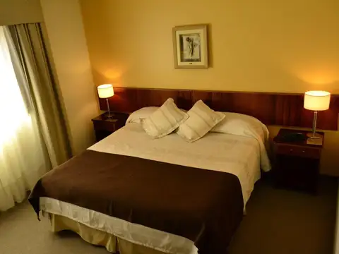 Hotel en Venta en Plottier, Confluencia