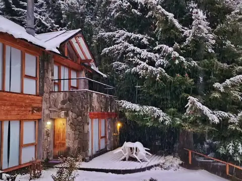 Hotel en Venta en Villa la Angostura, Los Lagos