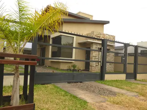 Casa en Venta en Colon, Colón