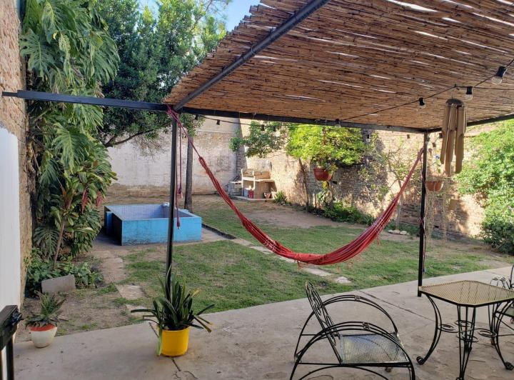 Casa · 190m² · 8 Ambientes · 1 Cochera