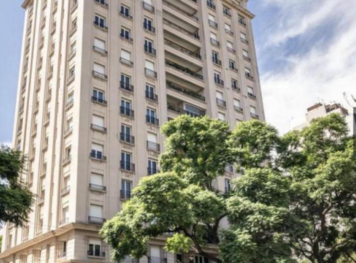 Departamento · 260m² · 6 Ambientes · 2 Cocheras