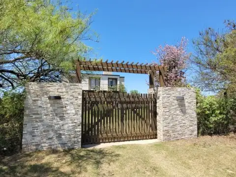 Casa en Venta en Victoria, Entre Ríos