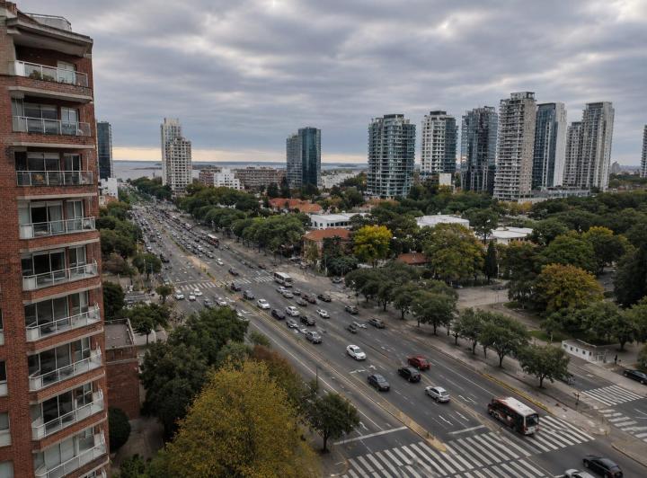 Departamento · 80m² · 4 Ambientes · 1 Cochera