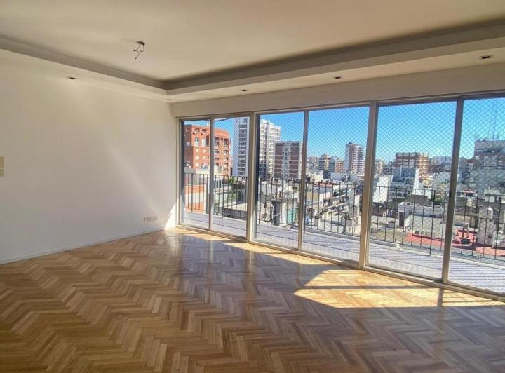 Departamento · 94m² · 4 Ambientes · 1 Cochera
