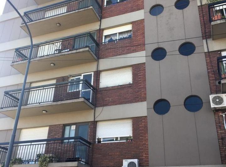 Departamento · 90m² · 4 Ambientes · 1 Cochera