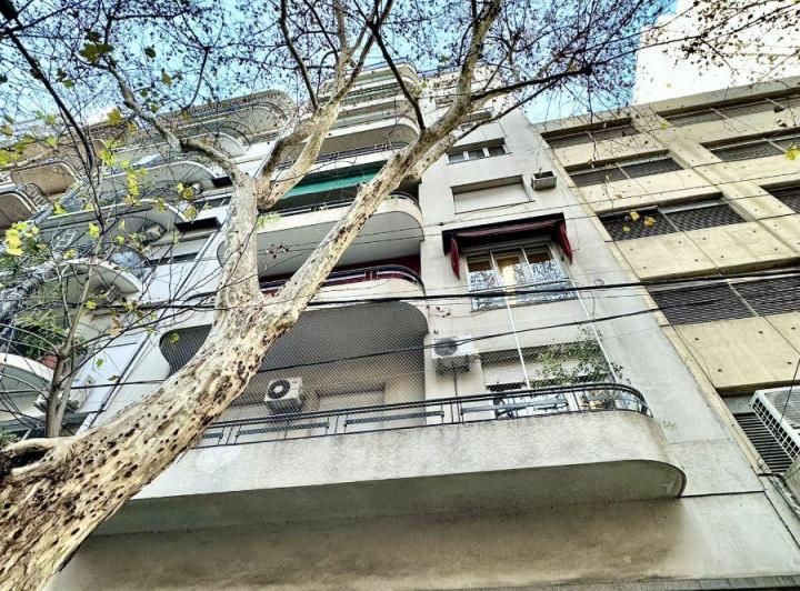 Departamento · 77m² · 4 Ambientes · 1 Cochera