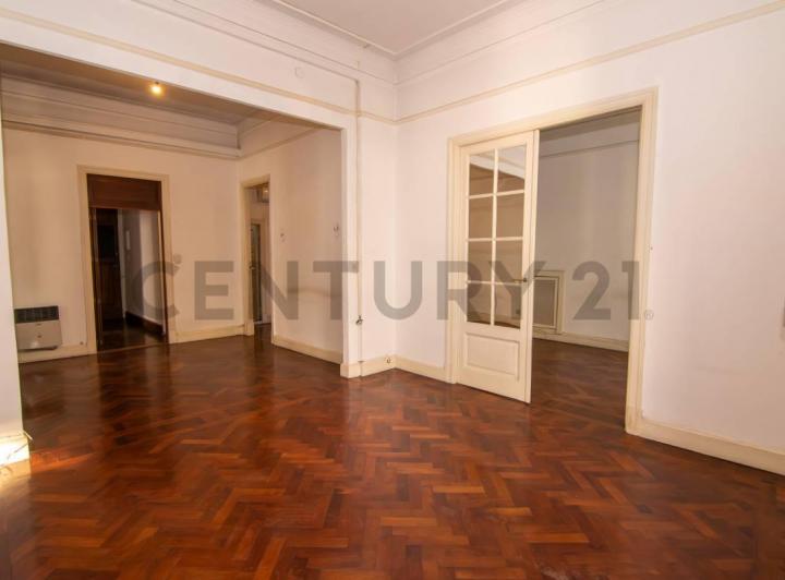 Departamento · 100m² · 5 Ambientes