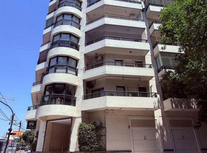 Departamento · 140m² · 4 Ambientes · 1 Cochera