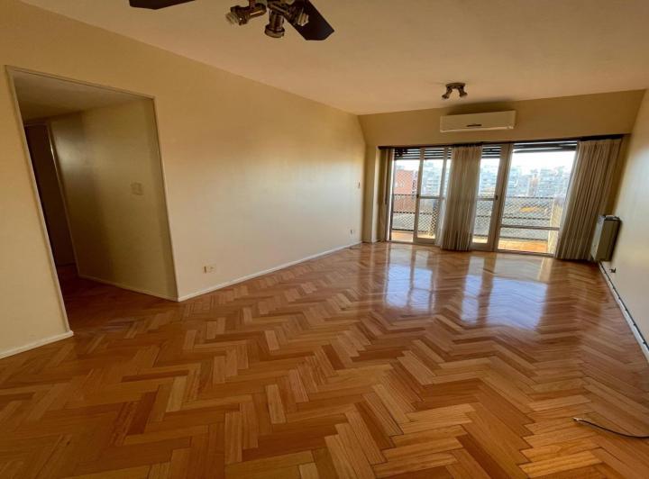 Departamento · 85m² · 4 Ambientes · 1 Cochera