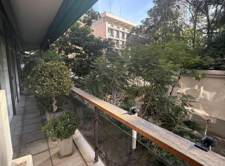 Departamento · 190m² · 4 Ambientes · 1 Cochera