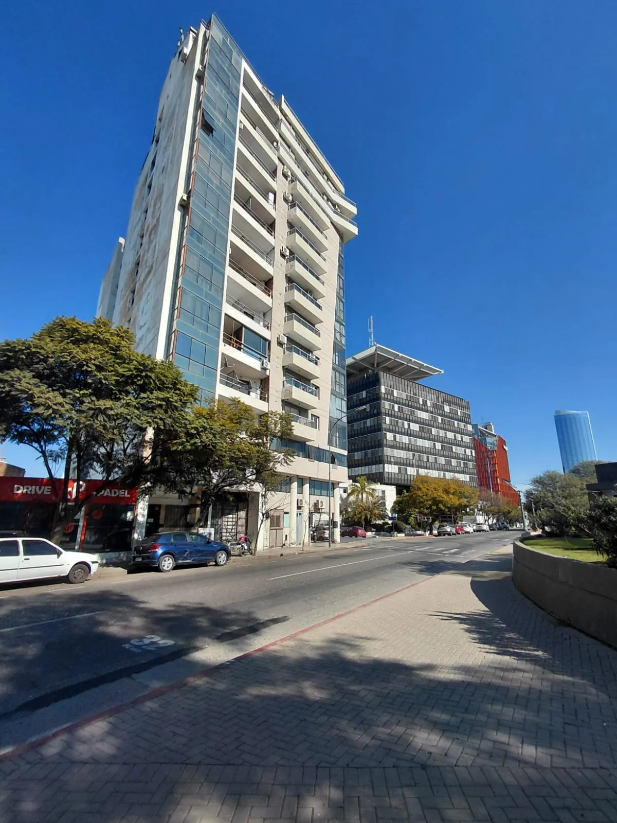 ALQUILO - DPTO MONOAMBIENTE - SIN BALCON - BV MITRE 289 - FRENTE PASEO SUQUIA! CENTRO