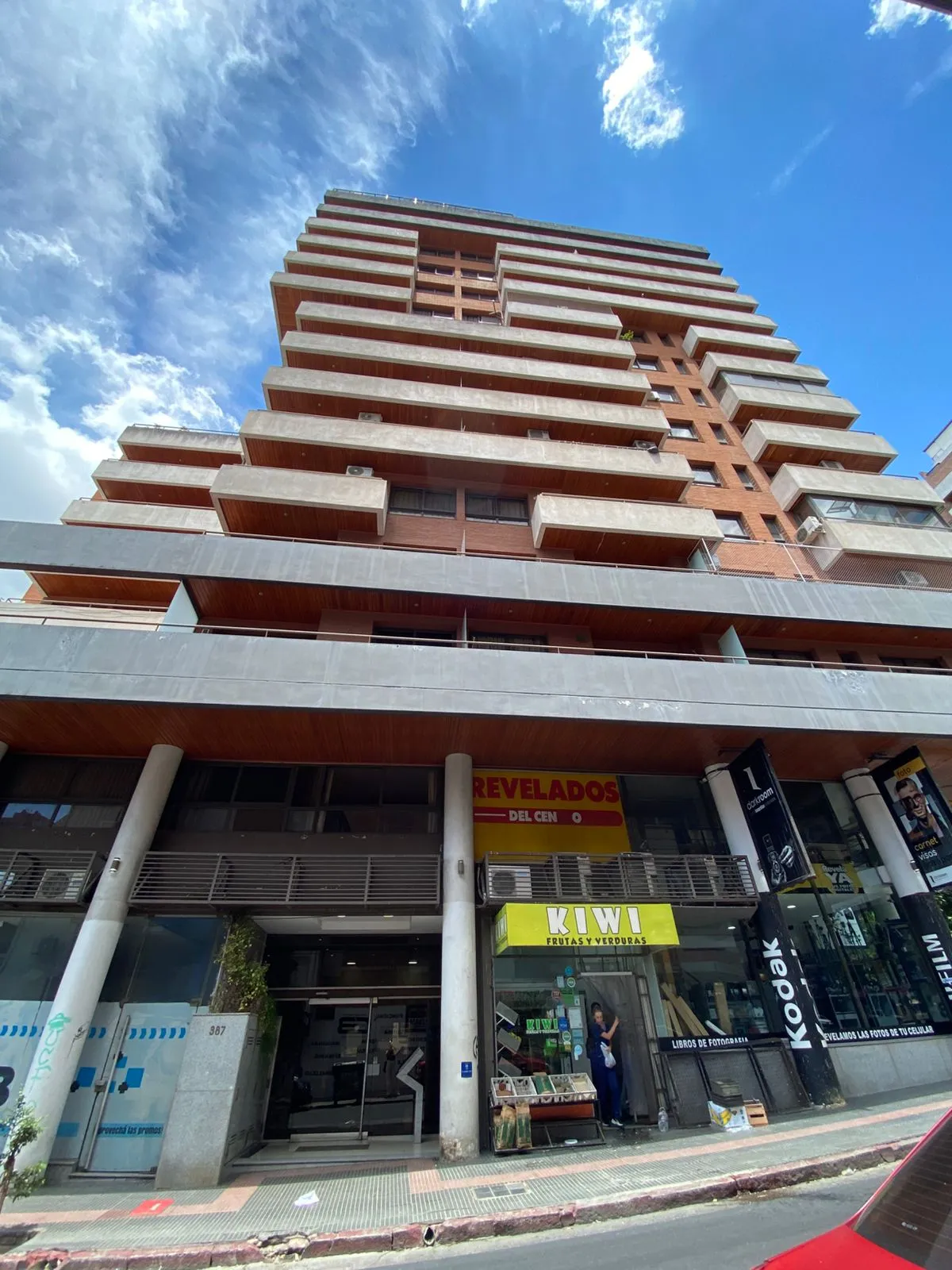 ALQUILO NVA CBA OBISPO SALGUERO 387 ESQ BV ILLIA 1 DORMITORIO FRENTE BALCON