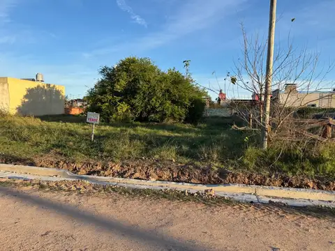 Terreno en Venta en Concepción del Uruguay, Uruguay