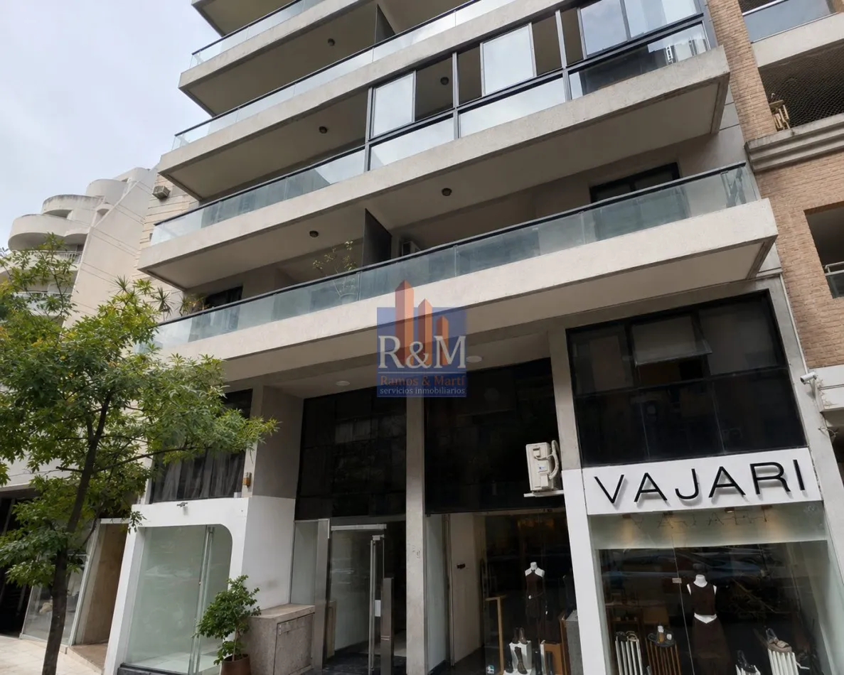 NUEVA CORDOBA: DPTO 2D CON BALCON Y ESCRITURA