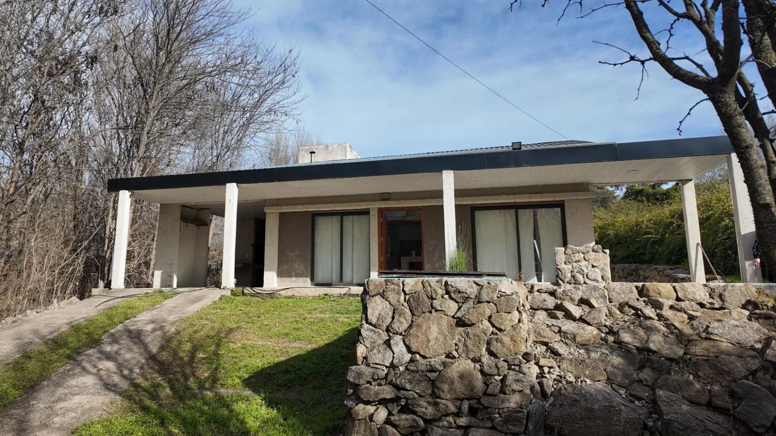 VENTA| CASA 3 Dormitorios en Santa Mónica - Santa Rosa de Calamuchita -  THO8565223
