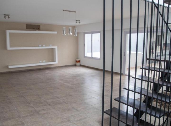 Casa · 300m² · 5 Ambientes