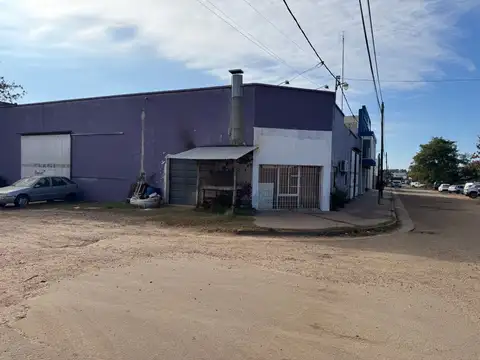 Galpón en Venta en Concepcion del Uruguay, Uruguay