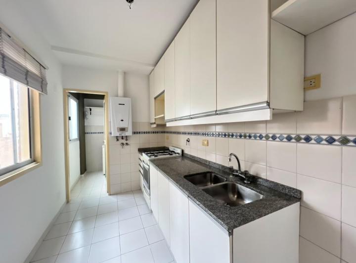 Departamento · 60m² · 4 Ambientes · 1 Cochera