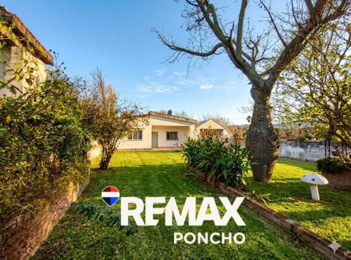Casa · 100m² · 5 Ambientes · 1 Cochera