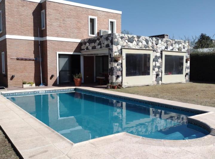 Casa · 208m²