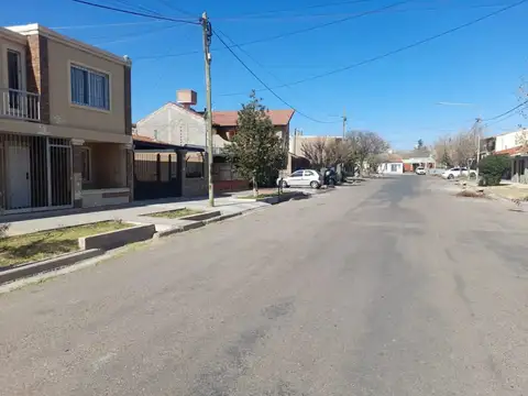 Casa en Alquiler en Luzuriaga, Maipú