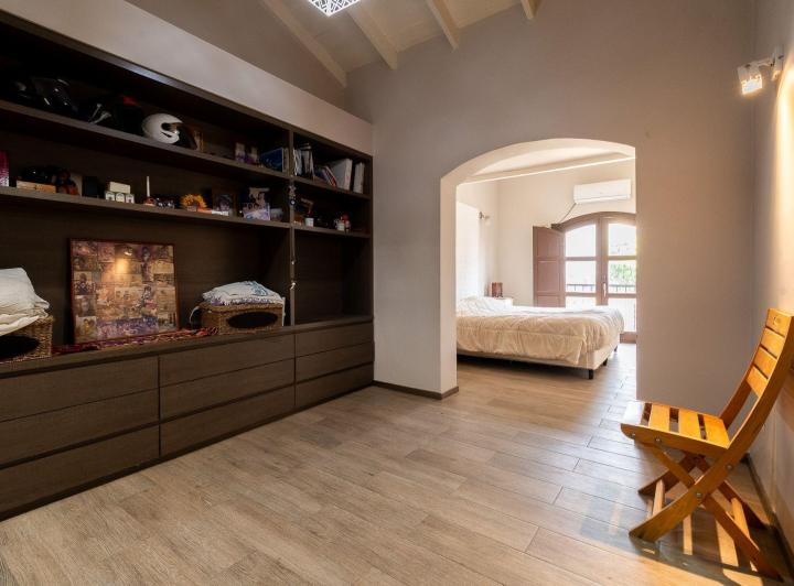 Casa · 270m² · 4 Ambientes · 1 Cochera