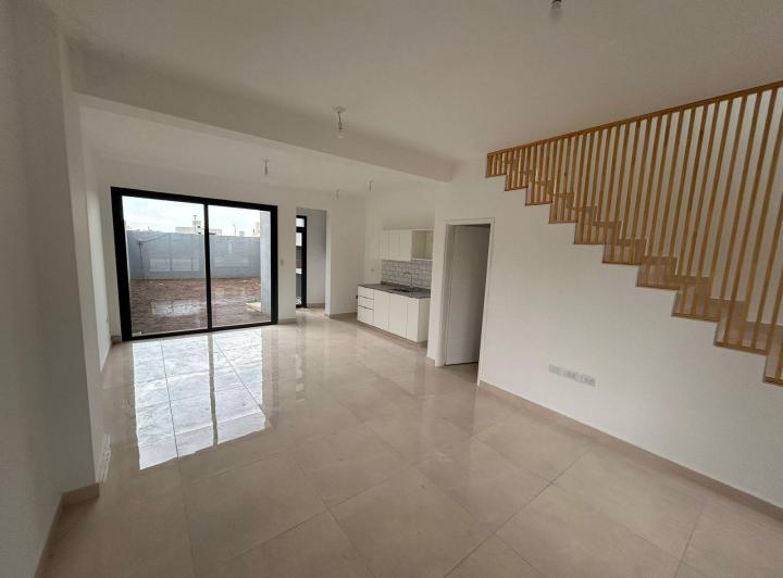 Casa · 82m² · 5 Ambientes